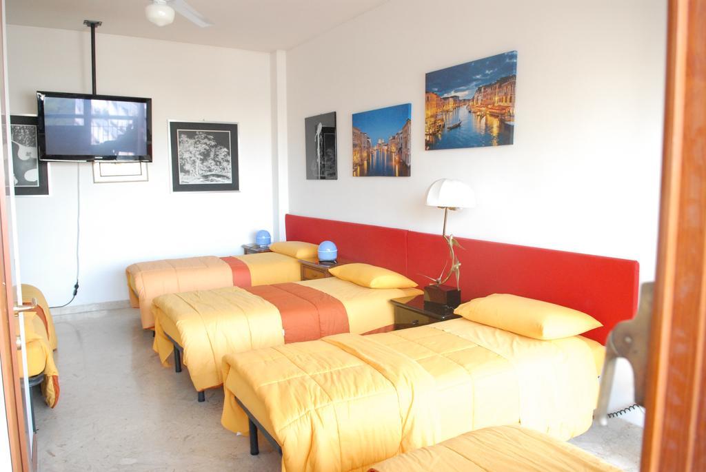 Bed & Breakfast Maricentro Taranto Exterior foto